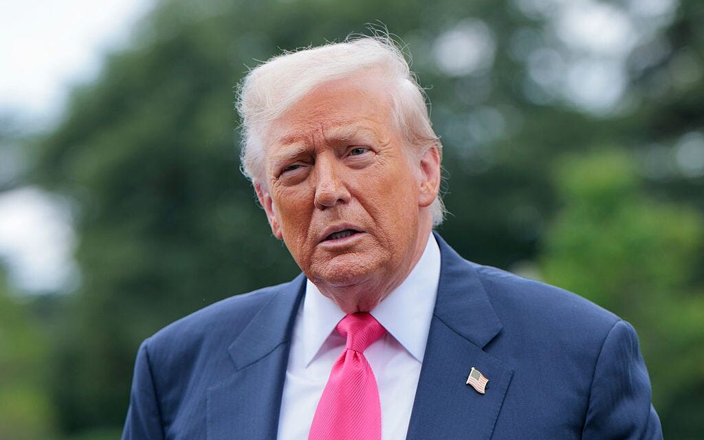 Millions of Americans Offer Trump $90 to Resign